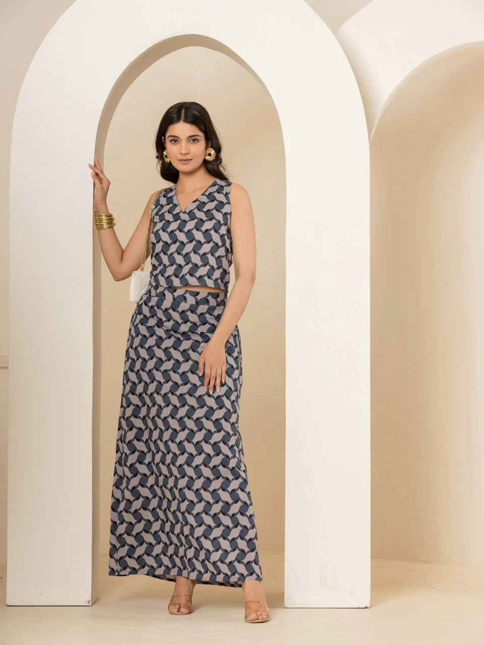 Geometrical Grey Long Skirt Set - Image 9